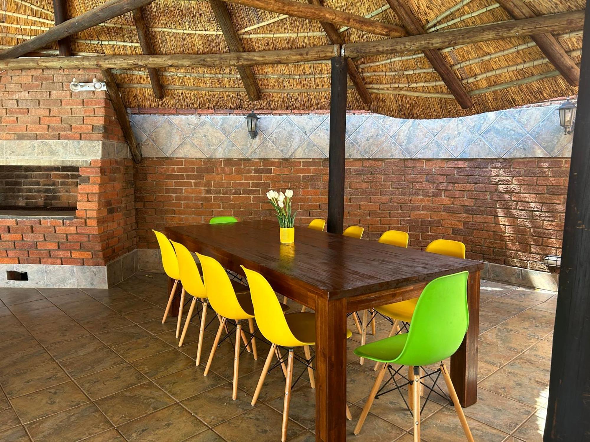 Sibella Guest House Bloemfontein Eksteriør billede